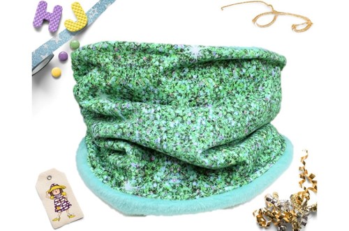 Buy Age 4-8 Snood Green Glitter now using this page